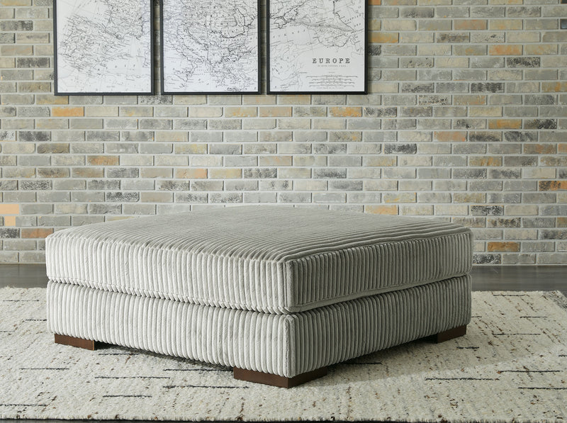 Lindyn - Oversized Accent Ottoman - JaxCo Furniture